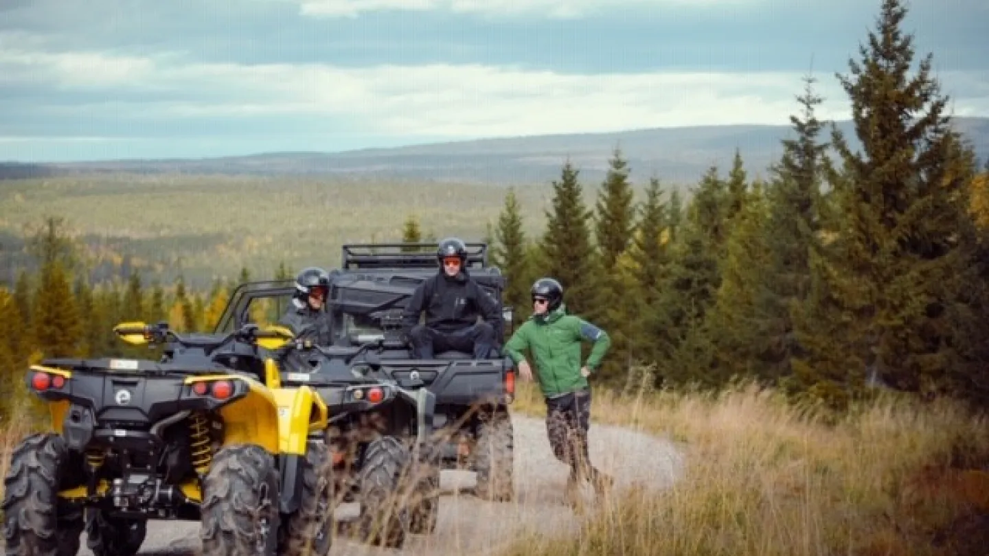 skotersafari med fiske